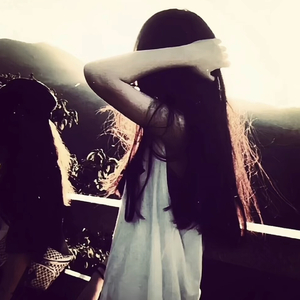 日本久久综合网
